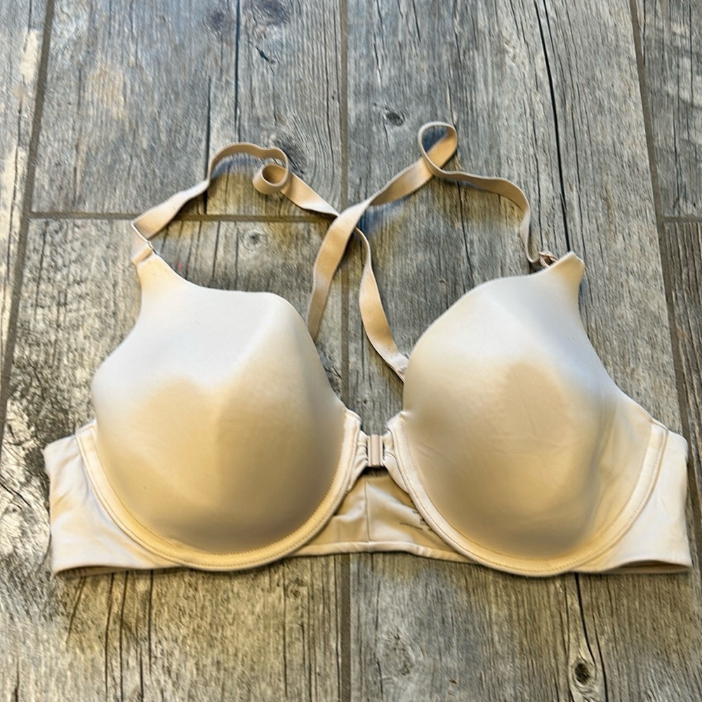 Natural touch front clasp bra size 38C